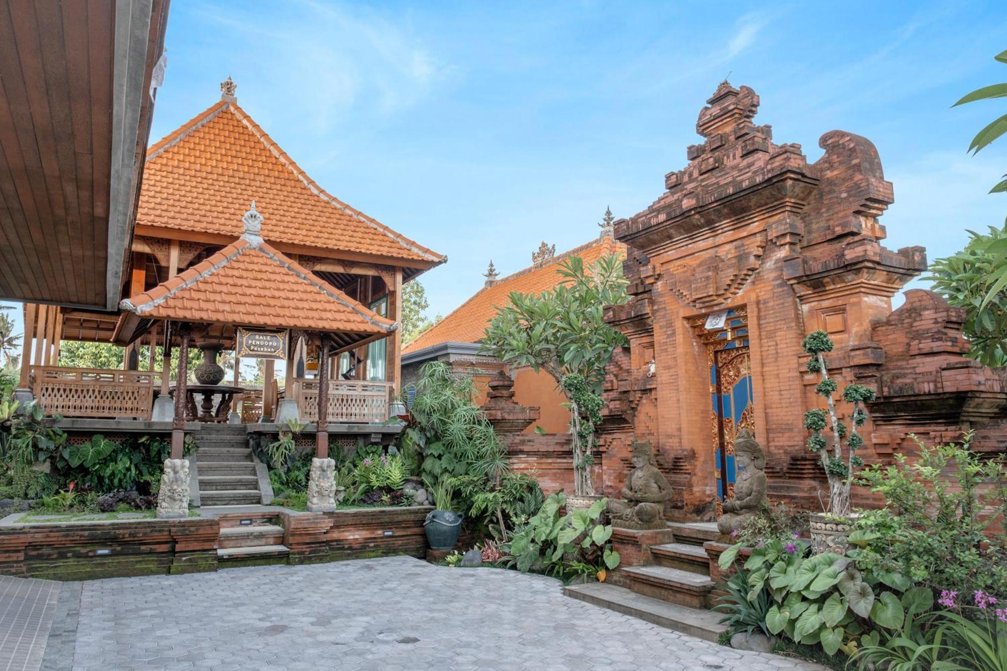 Taman Prabhawa Hotell Sukawati Exteriör bild